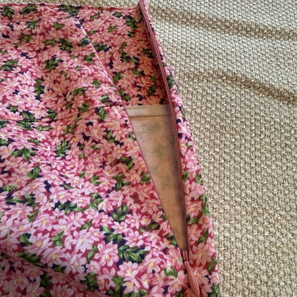 VTG Chaus Skirt Women 14 Mini Pink Floral Stretch Zip Classic Boho Y2K Clueless - Picture 5 of 7